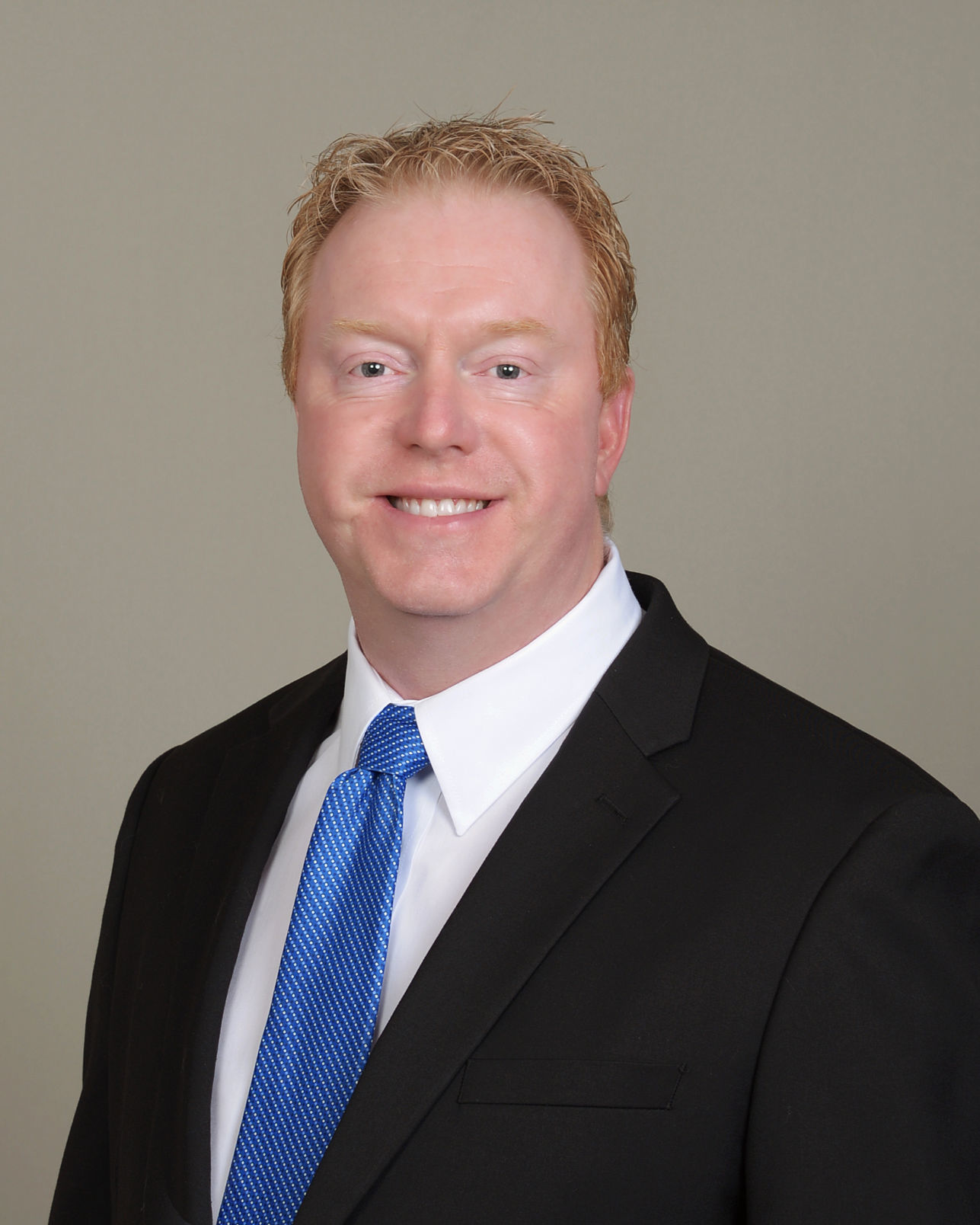 Farmers Insurance Group adds four insurance advisors to Tucson area